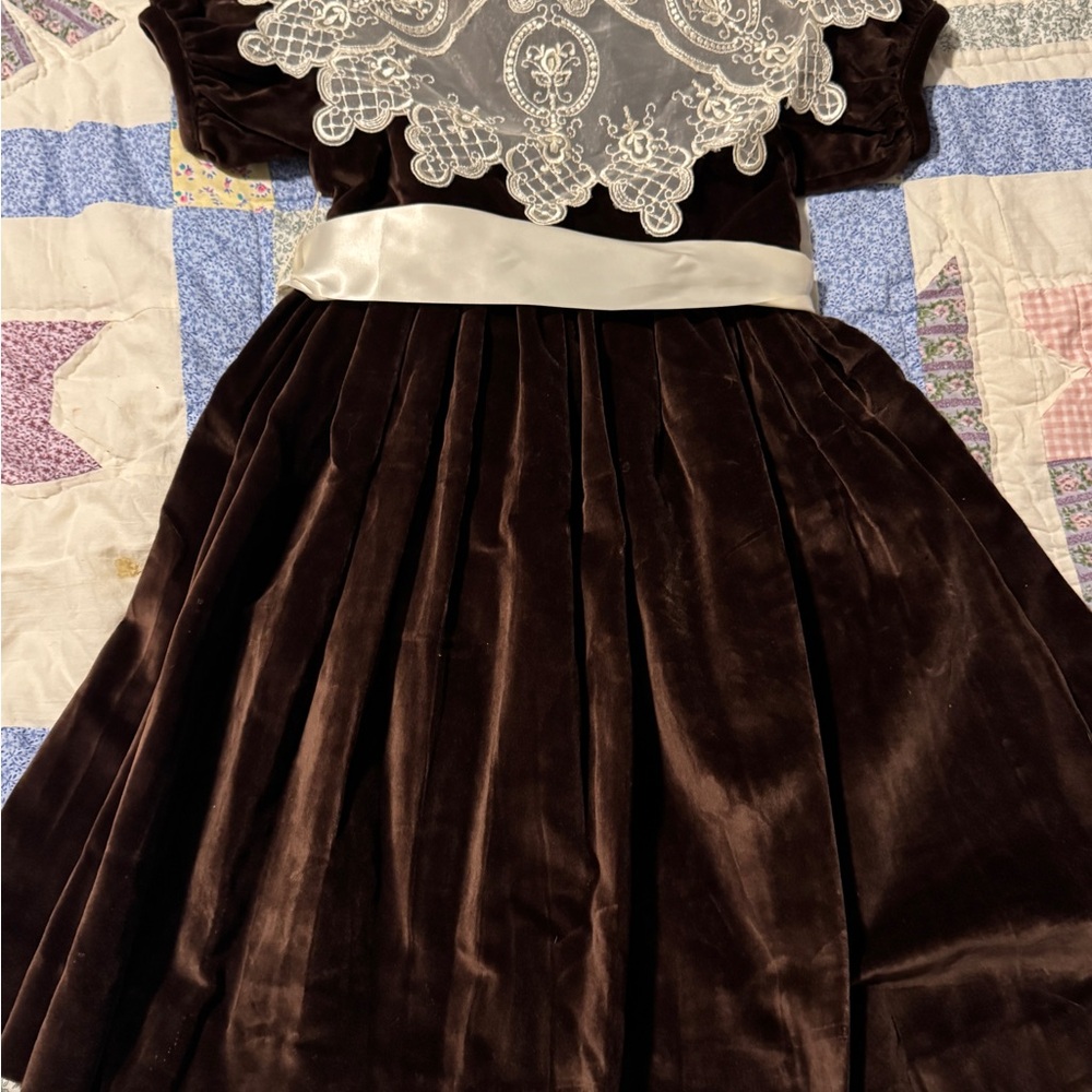Vintage Elegant Brown Velvet Kids Formal Dress - Sz 3T